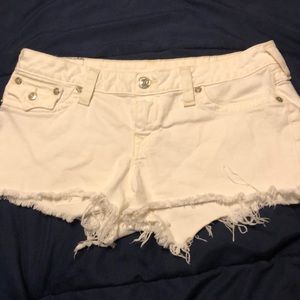 Women True Religion white shorts size 33